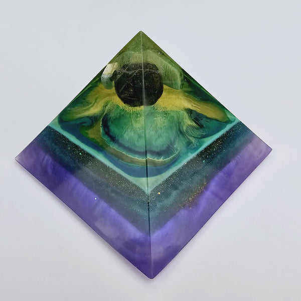 Trust your vision - Orgonite piramide